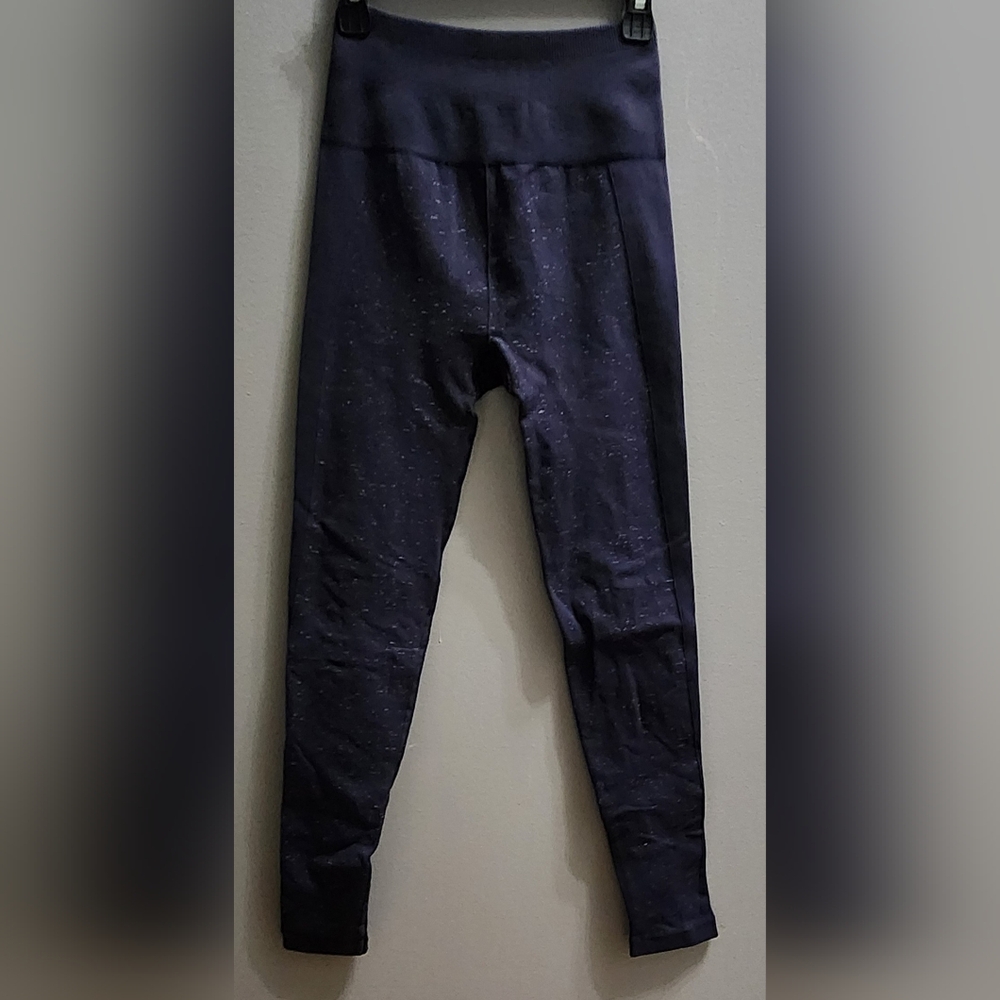 Lululemon 25" inseam tights fit like a size 4